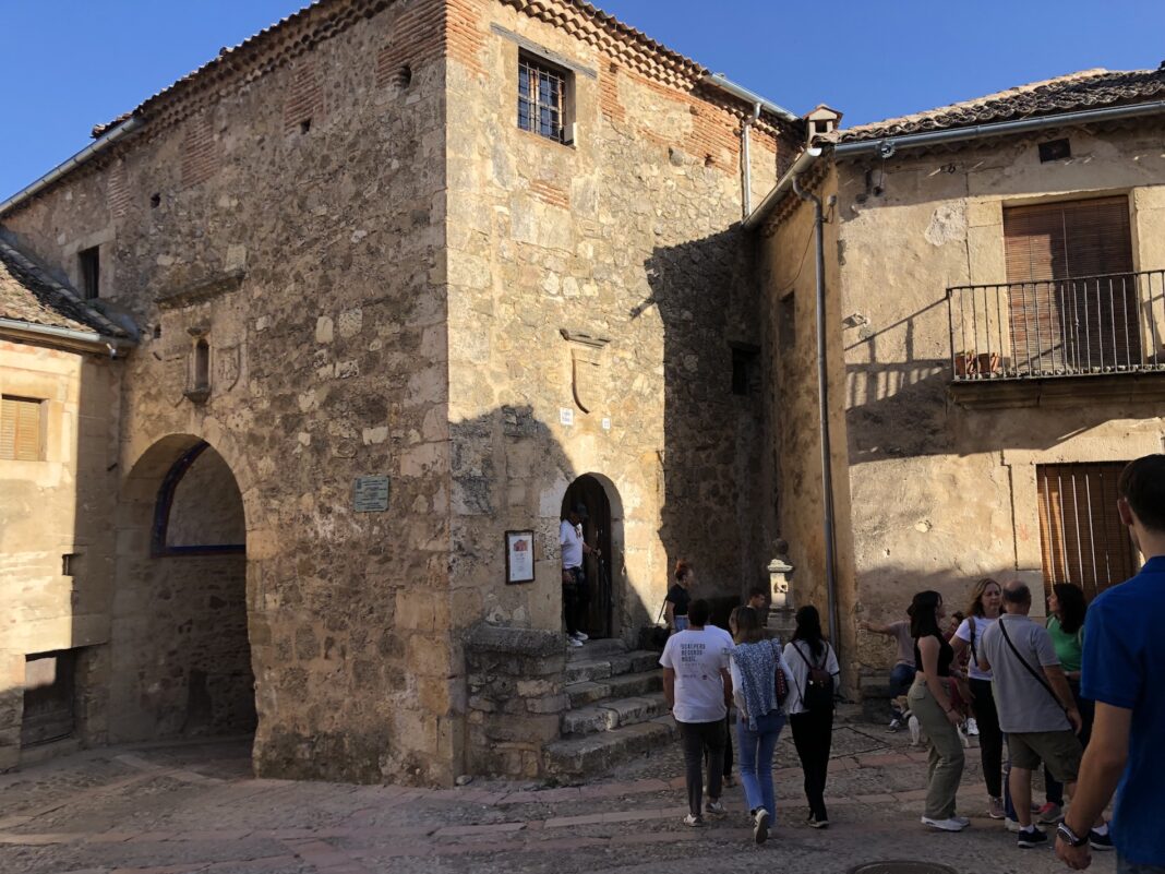 The Times elige un pueblo de Segovia para comer