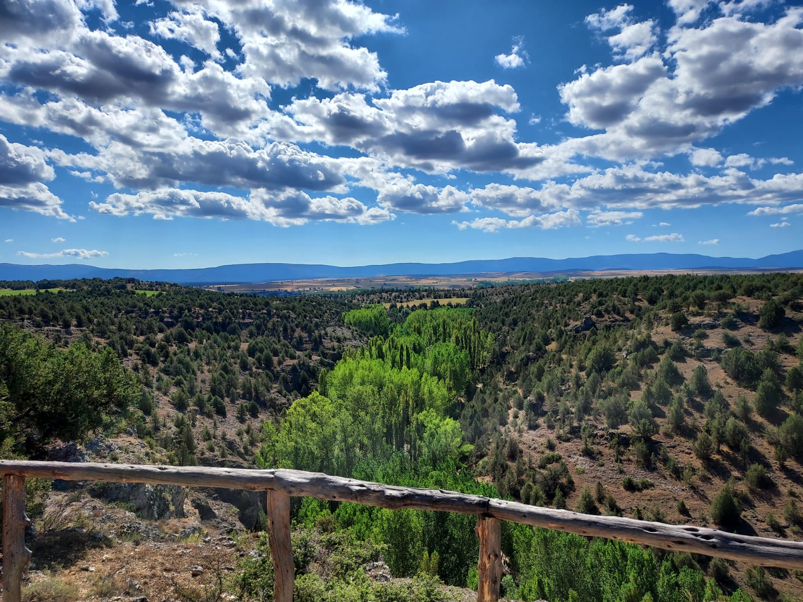 Vistas_desde_le_pueblo.jpg