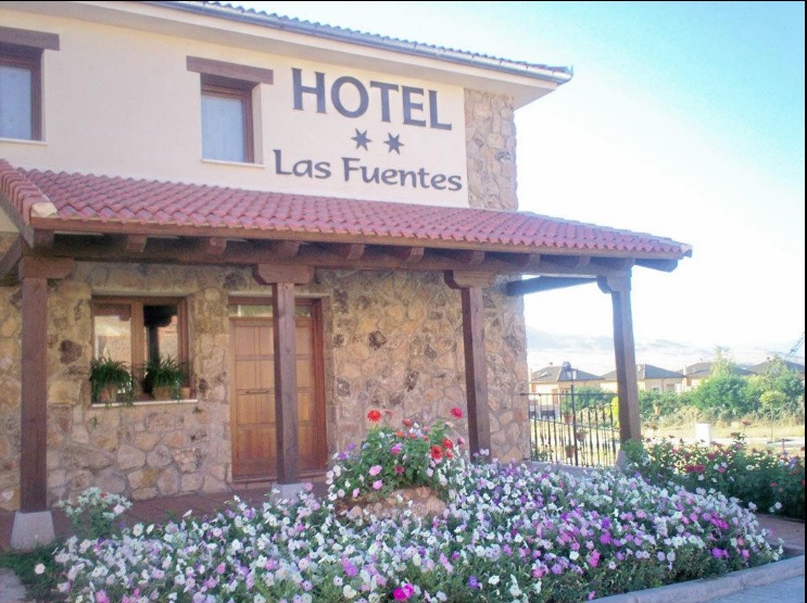 hotel las fuentes