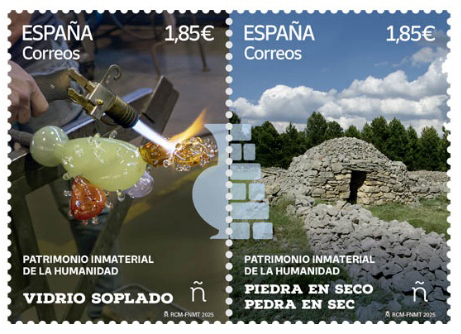 Correos presenta en el Real Sitio de San Ildefonso un sello dedicado al Vidrio Soplado 